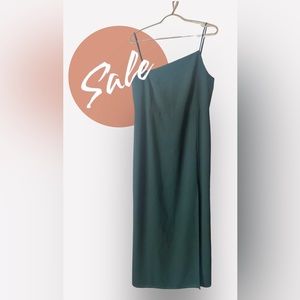 Park & Fifth - Lincoln Dress in Hunter Green